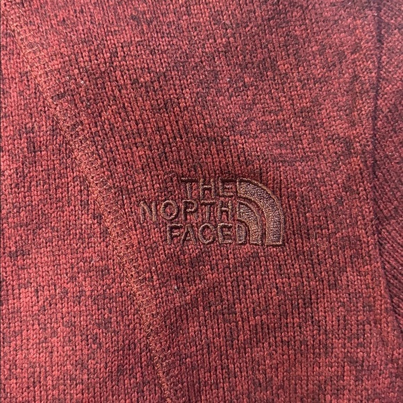 The North Face Jacket Womens Medium Burgundy Sweater Fleece FullZip Stand Collar - Picture 2 of 7